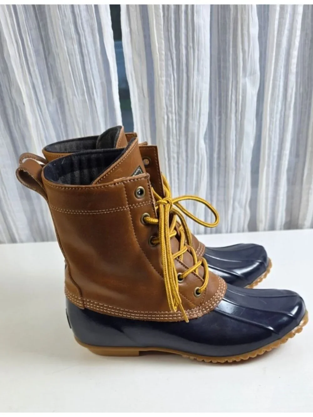 G.H. Bass Harlequin Duck Style All Weather Boots Size 8 Women's